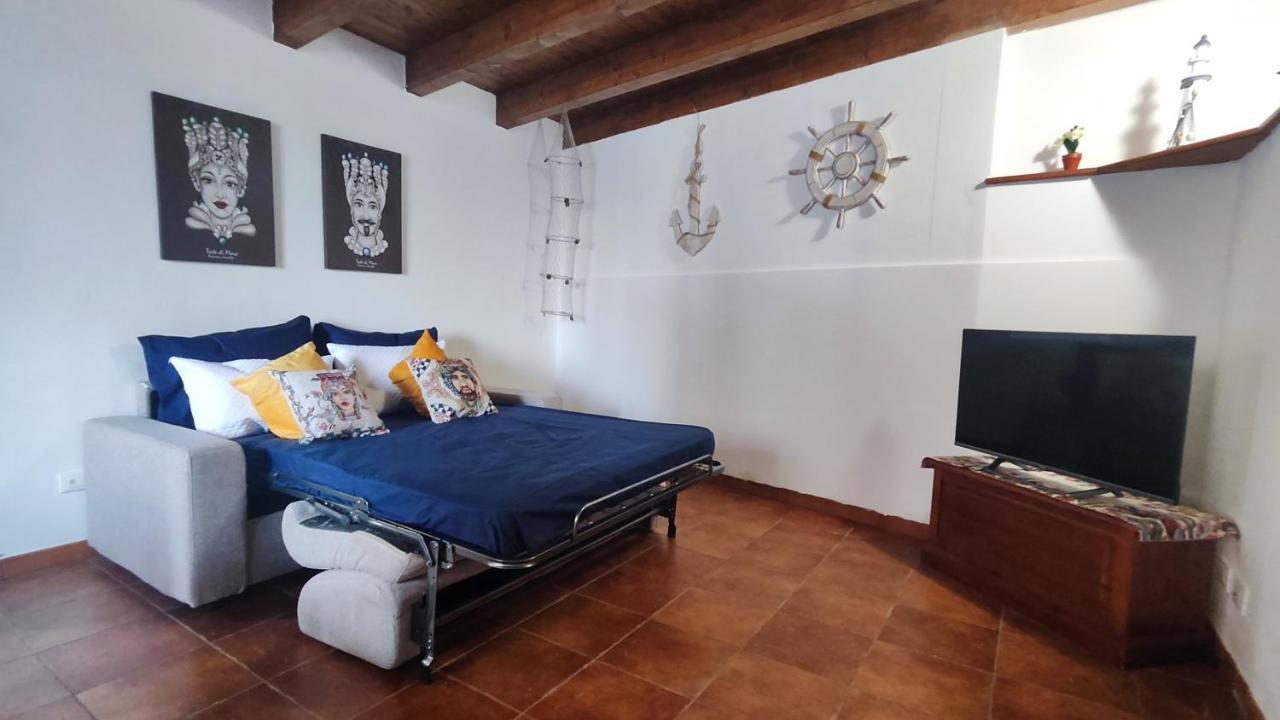 Porto Centro Storico Spiaggia Wi-Fi&Self Check-In カステッランマーレ・デル・ゴルフォ エクステリア 写真